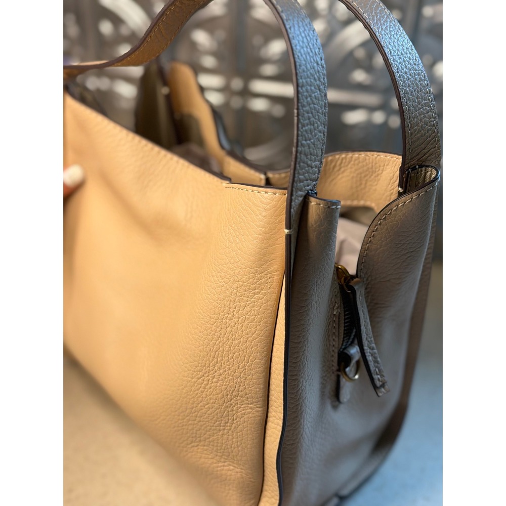 American Leather Co Auburn Petals Crossbody Macadamia White Floral OS Women Bag - Picture 8 of 12